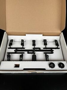 61319250196 HVAC CAP SET No Max AC
