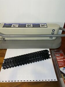 IBICO EB-19 Manual Punch and Binding Machine. Includes Binding Combs!