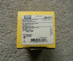 HUBBELL HBL2311 20A 125V 2P 3W TWIST-LOCK PLUG USA
