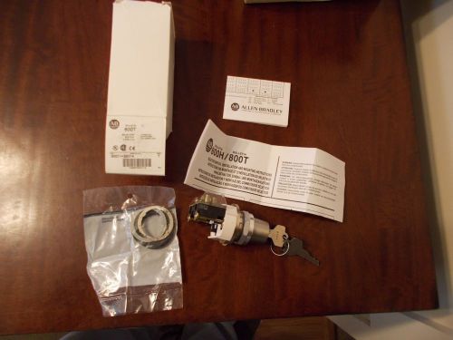 Allen-bradley 800t-h3307a selector switch type 4,13 2 position ser. t new in box for sale