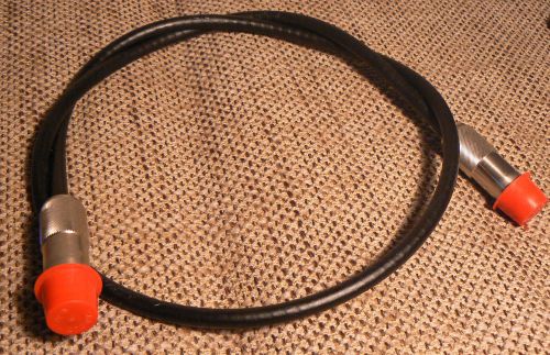 Bruel &amp; Kjaer Type UB 0041: Flexible Bowden cable for Frequency Oscillators and