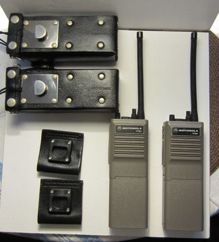 2 Motorola HT600 2 Way Radios Holsters Belt Clips and Charger Walkie Talkie  B
