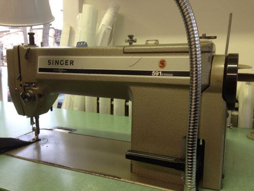 SINGER  591D200  110 VOLT  +AUTOMATIC THREAD TRIMMER   INDUSTRIAL SEWING MACHINE