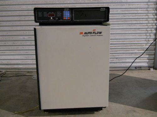 Nuaire IR Auto Flow CO2 Water Jacketed Incubator Model NU-2500 w/ Manual (Parts)