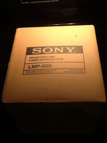Sony LMP-600 Projector Lamp