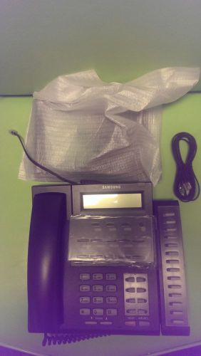 Samsung idcs 18d phone 14 button aom dss. refurbished. new base wedge warranty for sale