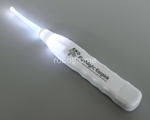 Ear Spoon Flashlight Earpick Non-slip handle Stable (Random Color)