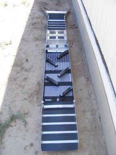 10 Inch - Fold Up Sluice Box with Rail Track System Classifier &amp; Flare (Killer )