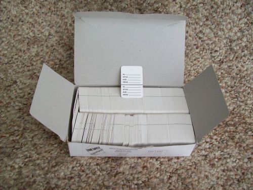 APPROX 1000 LARGE SIZE 2-7/8&#034;X1-3/4 W CLOTHS PRICE HANG  TAG TAGGER GUN LABELS