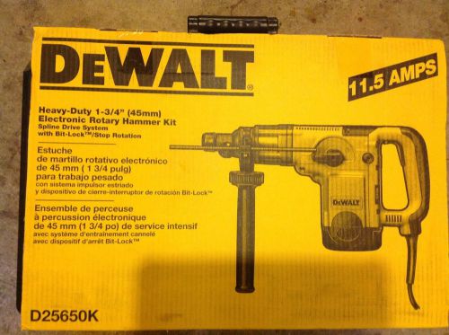 Dewalt d25650k 1-3/4-inch spline rotary hammer kit for sale