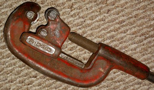 RIDGID No. 1-2 HEAVY DUTY 1/8&#034; - 2&#034;  PIPE CUTTER Pre-Owned