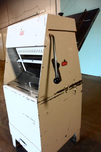Heavy duty commercial grade &#034;berkel&#034; half inch thick bread slicing machine for sale