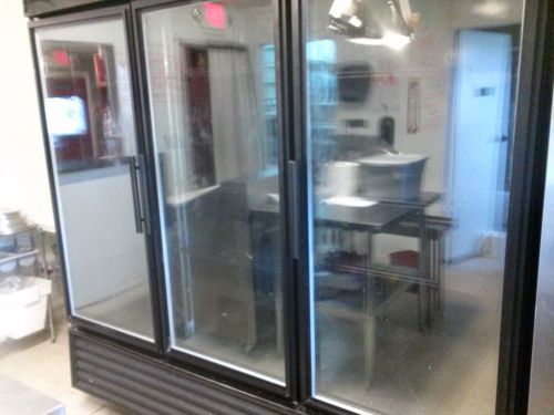 True 3-Door Refrigerator - Commercial Restaurant Equipment