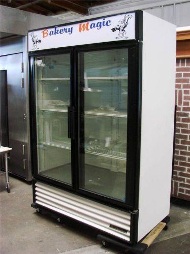 True gdm-49 glass two door merchandiser refrigerator for sale