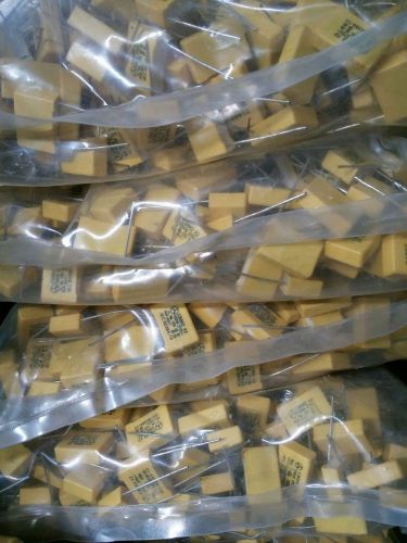 25 pieces X2 Capacitor 0.1UF 100n 104 275V   pin pitch 15mm