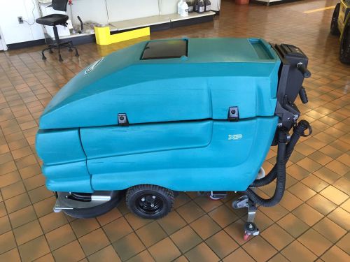32&#034; tennant 5700xp walk-behind floor scrubber w/ charger for sale