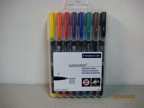Staedtler  Lumocolor Universal  Permanent Marker Fine Point 8 Colors Marker Set