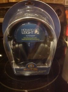 Howard Leight Sync Digital AM FM Radio Ear Muffs NRR 25