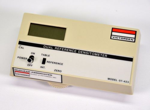Victoreen Nuclear Associates 07-423 Densitometer Handheld Dual Reference Fluke