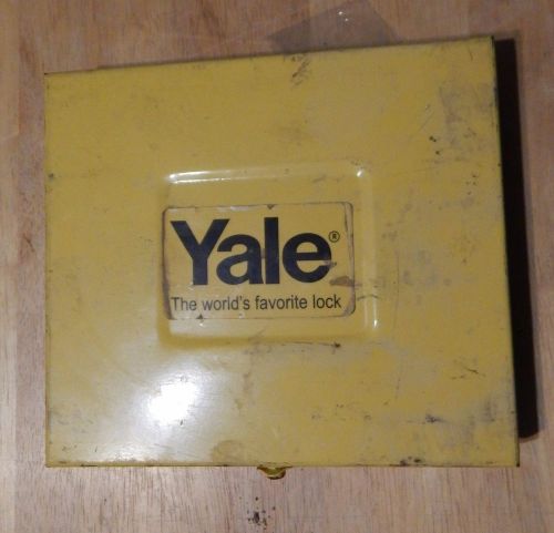 Vintage YALE Mini Keying Kit