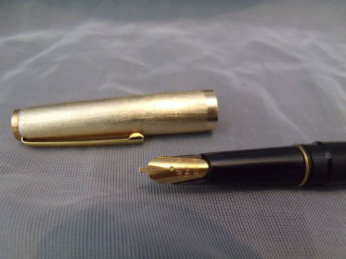 Osmiroid Gold Black Fountain Squeeze Fill Calligraphy Pen---&#034;Italic Broad NIB&#034;