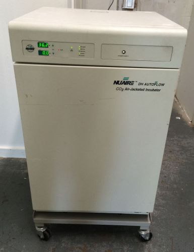 Nuaire DH Autoflow 5500 CO2 Air-Jacketed Incubator