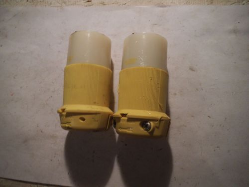 QTY= 2 HUBBELL TURN AND PULL FEMALE CONNECTOR 20A 125V PLUGS - USED