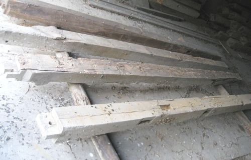 Iowa late 1800&#039;s oak barn beams - assortment of sizes - approx 50 pcs. for sale