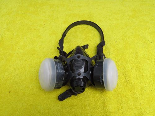 NORTH 7700-30M Respirator Half Face Respirator Mask With Used Filters