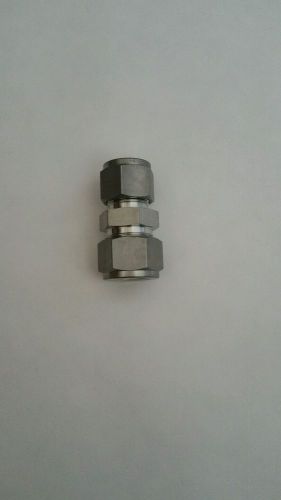 SS Swagelok Tube Fitting,SS-1010-6-8, Reducing Union, 5/8 in. x 1/2 in. OD