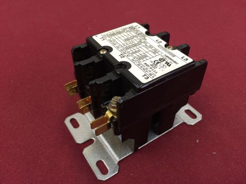 Arrow hart 60157 acc333umm30 magnetic contactor 3 pole 30/40 amp 208/240 v coil for sale
