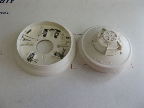 Simplex 4098-9613 Fire Alarm Heat Detector w/ 4098-9788 Base