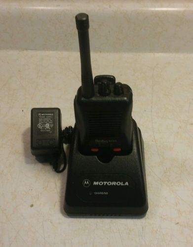 Used Motorola Radius SP50 P94YQT20G2AA UHF 10ch Radio Charger,Belt Clip, Antenna