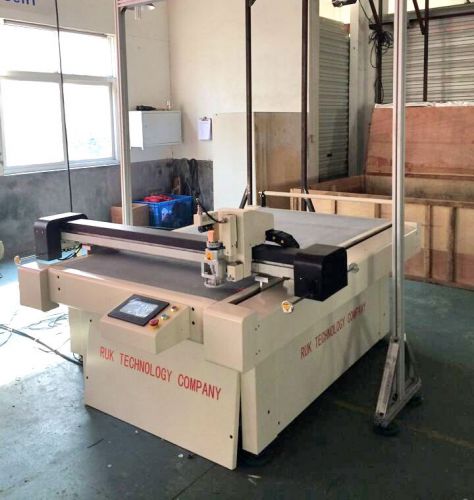 Leather cutting machine with oscillating blade cnc ruk for sale