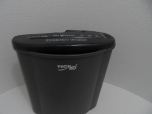 Techko Identity Guard Strip cut Paper Shredder sh2106pa w/Wastebasket