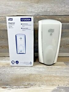 Tork Foam Soap Automatic Hand / Touch-Free Dispenser Soap Dispenser 572020A