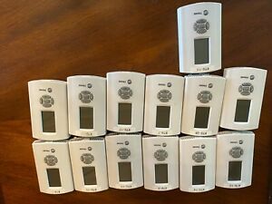 Qtu (13) Trane x137908586 wired display sensors w/ bases.
