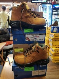 Reebok RB438 Women&#039;s Tyak Athletic Composite Toe SD Golden Tan Work Boots 10 Med