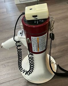 WESTERN SAFETY 25 WATT MEGAPHONE WITH SAFETY SIREN