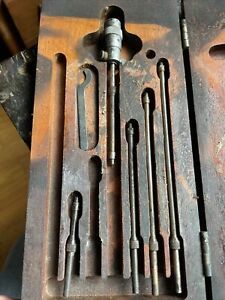 Starrett No. 124 Machinist Inside Micrometer Set in Case