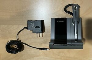 Plantronics WH110 Wireless Headset with W01 Charging Base