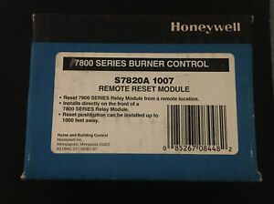 Honeywell 7800 Series burner control Model S7820A 1007 BRAND NEW IN ORIGINAL BOX