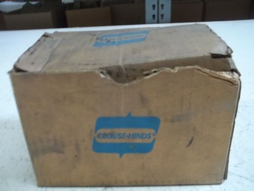 CROUSE HINDS AR1042 RECEPTACLE *NEW IN BOX*