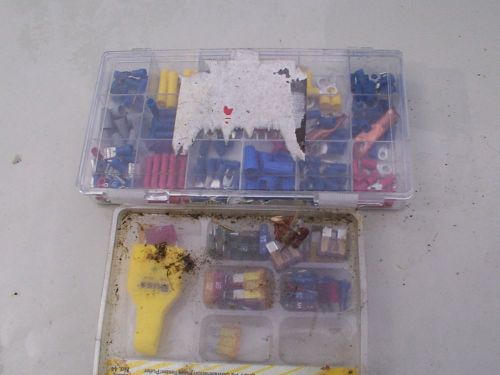 misc. auto wire connectors and fuses