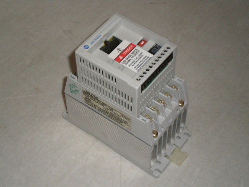 Allen bradley 160-aa02nsf1 variable frequency drive vfd input 200-240vac 3 phase for sale