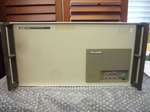 FLUKE 2400 B INTELLIGENT COMPUTER FRONT END-WITH CARDS- POWERS ON(ITEM #391/12)