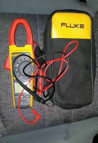 Fluke 374 True RMS AC/DC Clamp Meter very good condition