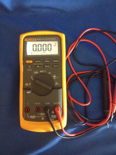 Fluke 87-V Digital Voltage Meter W/ Yellow Bumper Case (Mildly Used)