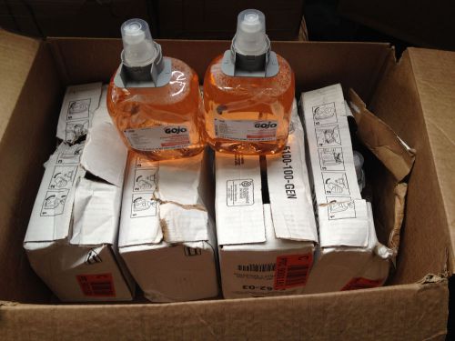 GOJO 5162-02 1250 mL Luxury Foam Antibacterial Handwash - 2 Pack