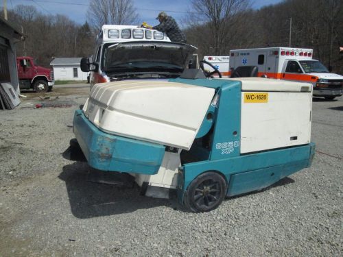 2006 ~ tennant ~ 6650 xp ~ ride on sweeper ~ propane ~ gm 1.6 ~ 1500hrs for sale